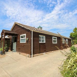 The Stables Βίλα Νιούπορτ Exterior photo