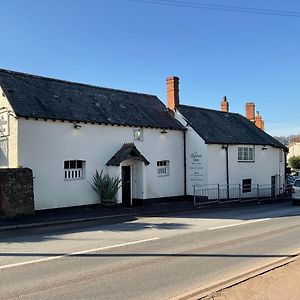 The Butchers Arme Ξενοδοχείο Minehead Exterior photo