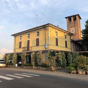 Locanda Da Romano Ξενοδοχείο Cadeo Exterior photo