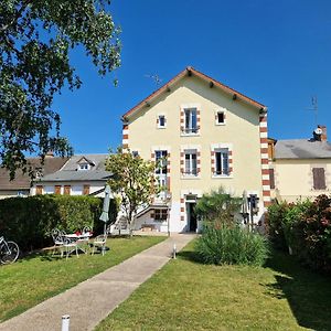 La Chtite Creuse - Chambres D'Hotes - Parking - Abri 2 Roues Boussac  Exterior photo