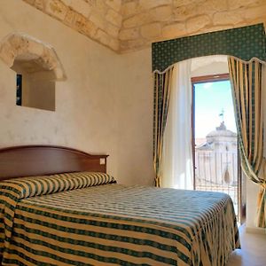 Rooms Dimora Arco - Affitti Brevi Italia Monte SantʼAngelo Exterior photo