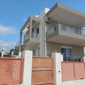 Airport View Apartments Αρτέμιδα Exterior photo