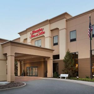 Hampton Inn & Suites Mahwah Exterior photo