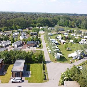 Vakantiepark Camping De Peelpoort Ξενοδοχείο Heusden  Exterior photo