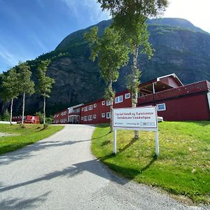 Traedal Hotel Sunndalsøra Exterior photo