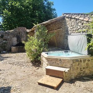 Grand Mas Provencal Avec Jacuzzi Βίλα Sisteron Exterior photo