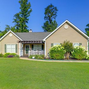 Charming Getaway With Grill 2 Mi To Newnan Square! Βίλα Exterior photo