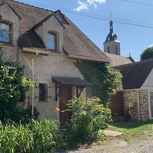 La Cour Des Jardins Βίλα Neufmoutiers-en-Brie Exterior photo