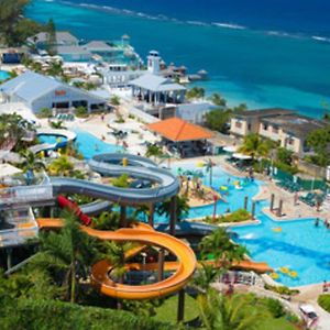 Beaches Ocho Rios Ξενοδοχείο Exterior photo