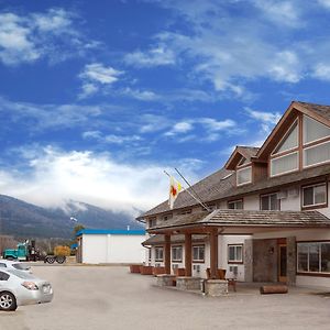 Super 8 By Wyndham Valemount Ξενοδοχείο Exterior photo