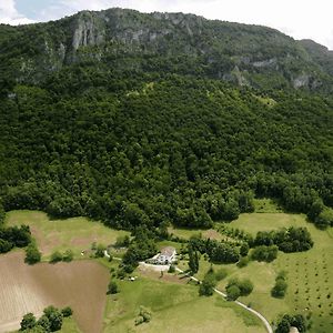 Les Deux Sources Ξενοδοχείο Saint-Laurent-en-Royans Exterior photo