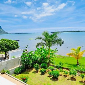 Lavender Ξενοδοχείο Le Morne Exterior photo