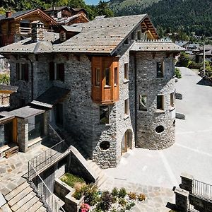 Grey Castle Garni&Suite Ponte Di Legno Exterior photo