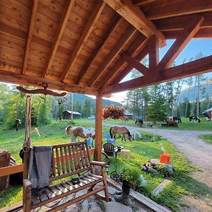 Bear Creek Ranch Bed & Breakfast Bed and Breakfast Essex Exterior photo