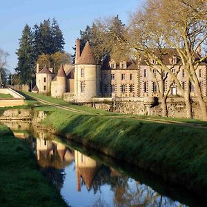 Chateau De La Riviere Bed and Breakfast Pontgouin Exterior photo