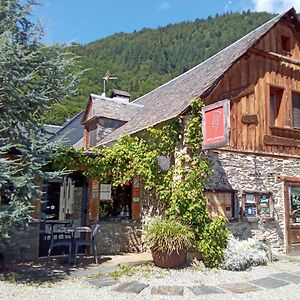 L' Auberge Du Chateau Ξενοδοχείο Génos Exterior photo