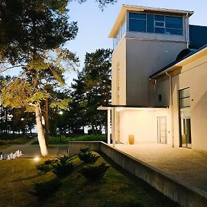 Laspa Beach House Ξενοδοχείο Laulasmaa Exterior photo