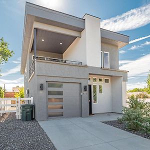 Altitude Getaway - Modern Luxury W- Backyard Retreat Βίλα Grand Junction Exterior photo