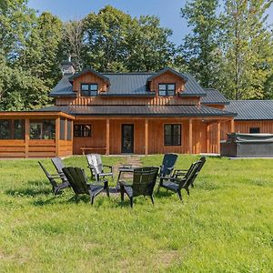 The Corzo - Modern Farmhouse With Hot Tub Βίλα Hawkesbury Exterior photo