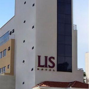 Lis Hotel Τερεζίνα Exterior photo