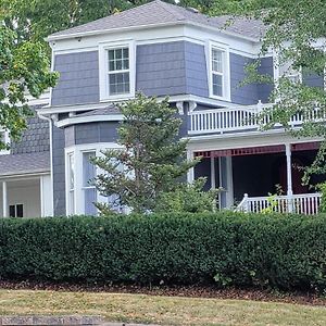 Stephens House-Beautiful Victorian Vacation Home Maquoketa Exterior photo