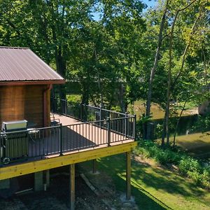 Riverfront Covington Cabin With Deck And Fire Pit! Βίλα Piqua Exterior photo