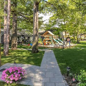 Adrian'S Wasaga Rentals Wasaga Beach Exterior photo