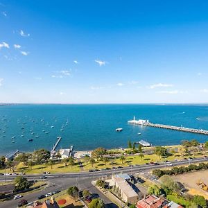 2Br Penthouse With Bay Views By Short & Long Stays Geelong Exterior photo