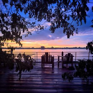 Blue Indigo Yoga Cambodia Ξενοδοχείο Πνομ Πενχ Exterior photo