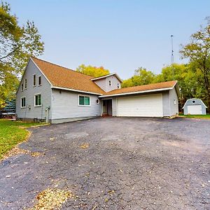 Baraboo Grove Βίλα Exterior photo