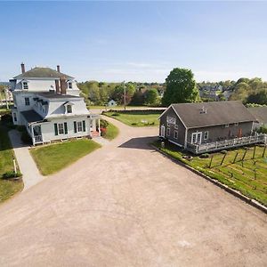 The Langworthy Inn & Winery Westerly Exterior photo