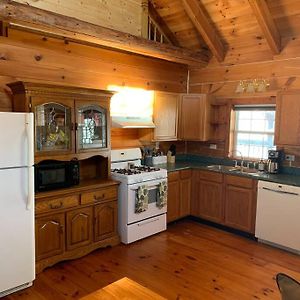 Cozy Creekside Cabin In The Heart Of Hocking Hills Βίλα Laurelville Exterior photo