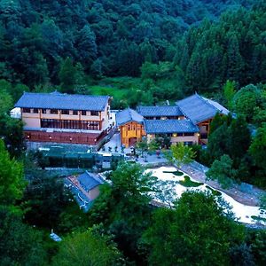 Wudang Mountain Manju Manor Ξενοδοχείο Wudangshan Exterior photo