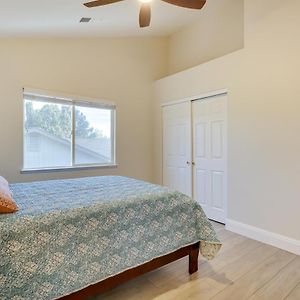 Spacious Family Retreat - 4 Mi To Downtown! Βίλα Reno Exterior photo