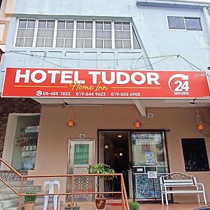 The Hotel Tudor Inn Κάμερον Χάιλαντς Exterior photo