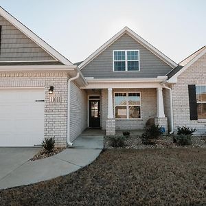 Cozy Culdesac 4Bedroom 2.5 Baths! Μάντισον Exterior photo