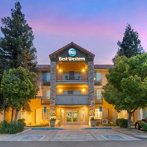 Best Western Visalia Hotel Exterior photo