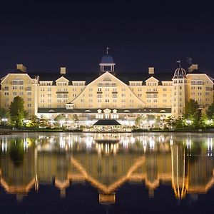 Disney Newport Bay Club Ξενοδοχείο Chessy  Exterior photo