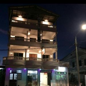 Hotelmidnight78 Παραμαρίμπο Exterior photo