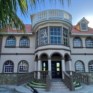 Sunset Bay House Bed and Breakfast Six Huts Exterior photo