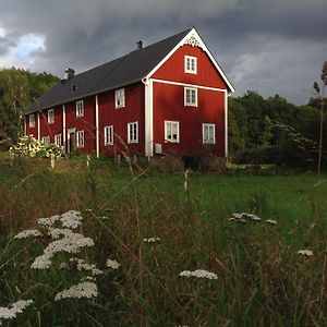 La Maison Rouge De Slaetten Bed And Breakfast Vilshult Exterior photo