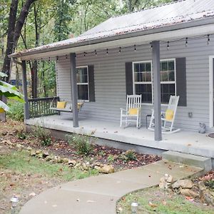 Cozy House In The Woods - 25 Min From Downtown Βίλα Pegram Exterior photo