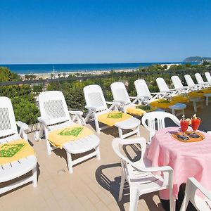 Hotel Tulipe Nazionale Ριτσόνε Room photo