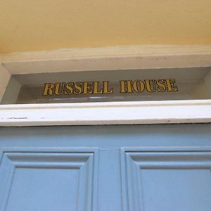 Number Four Russell House, Studio Apartment, Centre Of Tavistock, Devon Τάβιστοκ Exterior photo