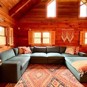 Beautiful Cabin On 83 Acres Near New River Gorge National Park Βίλα Hico Exterior photo