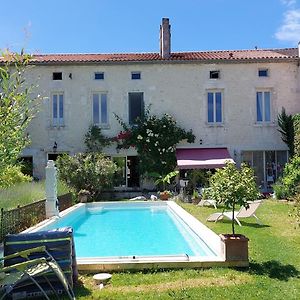 La Gueriniere La Moulidart Bed and Breakfast Châteauneuf-sur-Charente Exterior photo