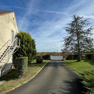 La Belle Abeille Διαμέρισμα Eyrans-de Soudiac Exterior photo