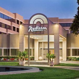 Radisson Hotel Sunnyvale - Silicon Valley Exterior photo