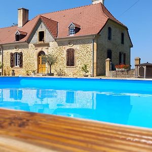 Gite A La Ferme Βίλα Bassillon-Vauzé Exterior photo