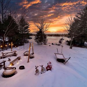 Zen Den - Pocono Lakefront With Hot Tub ! Βίλα Pocono Summit Exterior photo